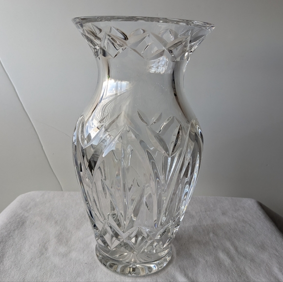 Vintage Waterford Crystal Vase - Picture 9 of 11